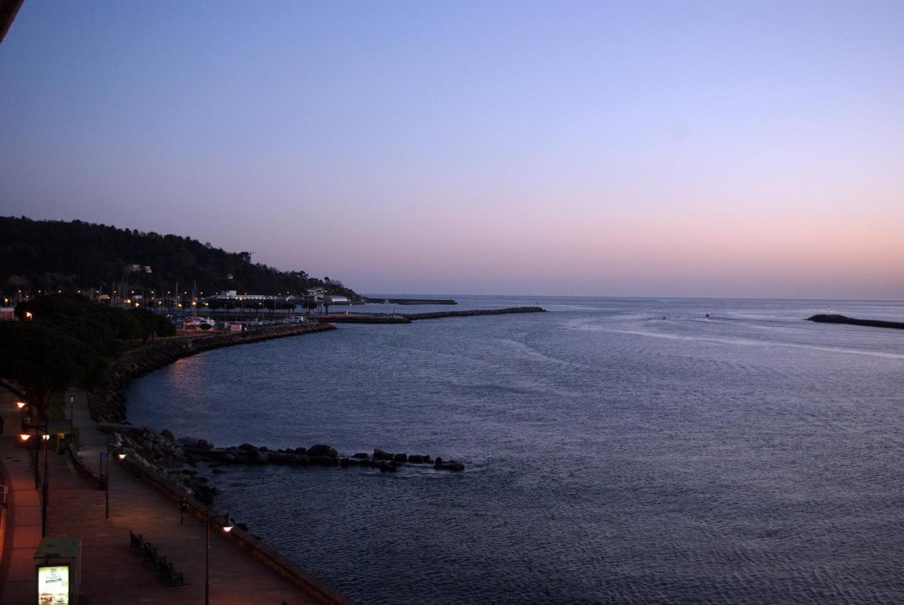 Txingudi By Basquelidays Apartment Hondarribia Ngoại thất bức ảnh